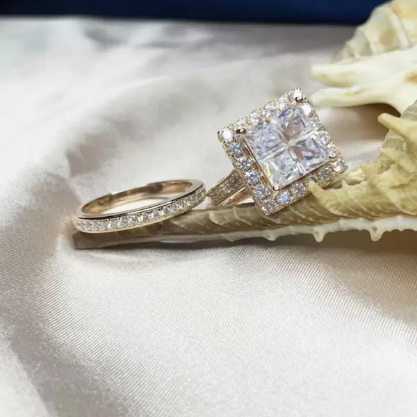 Cluster Princess Cut White Sapphire Bridal Set in Rose Gold