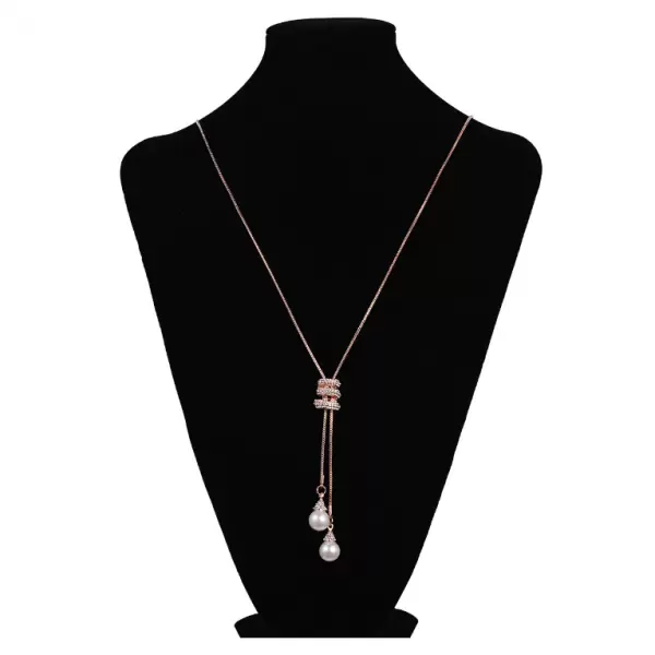 Fashion Spiral Design Crystal & Pearl Necklace in Alloy