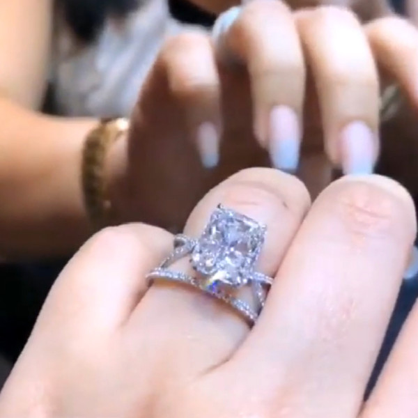 6ct Cushion Cut White Sapphire 2pcs Bridal Set