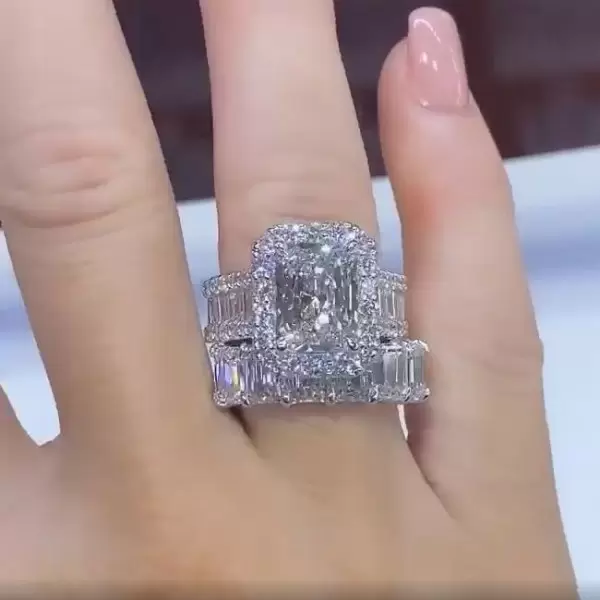 4ct Radiant Cut White Sapphire 2pcs Bridal Set