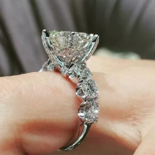 5 carat white sapphire outlet ring