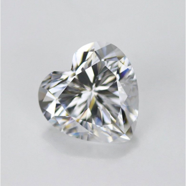 SayaBling Heart Cut 5A Lab-Created White Color Gemstone