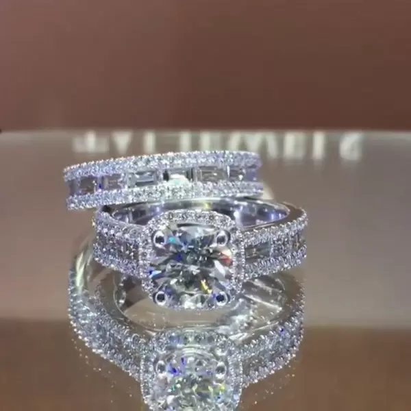 2ct Round Cut White Sapphire 2pcs Bridal Set