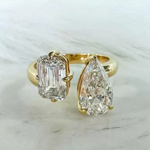 8ctw Emerald and Pear Cut Toi Et Moi Engagement Ring