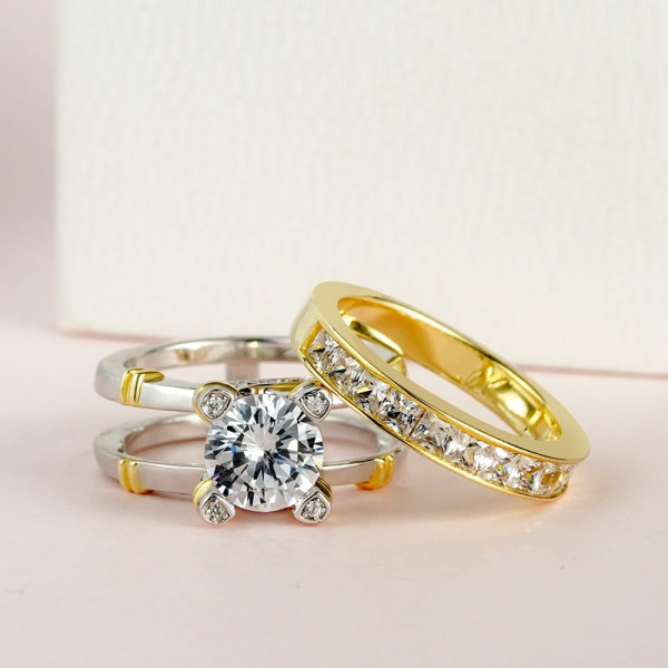 3ct Round Cut White Sapphire 3pcs Bridal Set in Gold