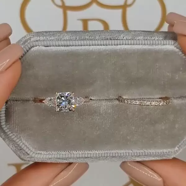 1.3ct Cushion Cut White Sapphire 2pcs Bridal Set in Rose Gold