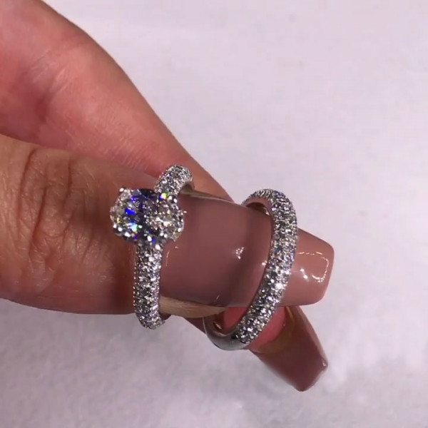 Beautiful Handcrafted Oval Cut 1.5Ct With 3D-Stone Band Wedding Ring Set