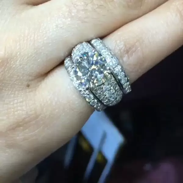 Handmade 2.0 CT Round Cut 3pcs Wedding Ring Set