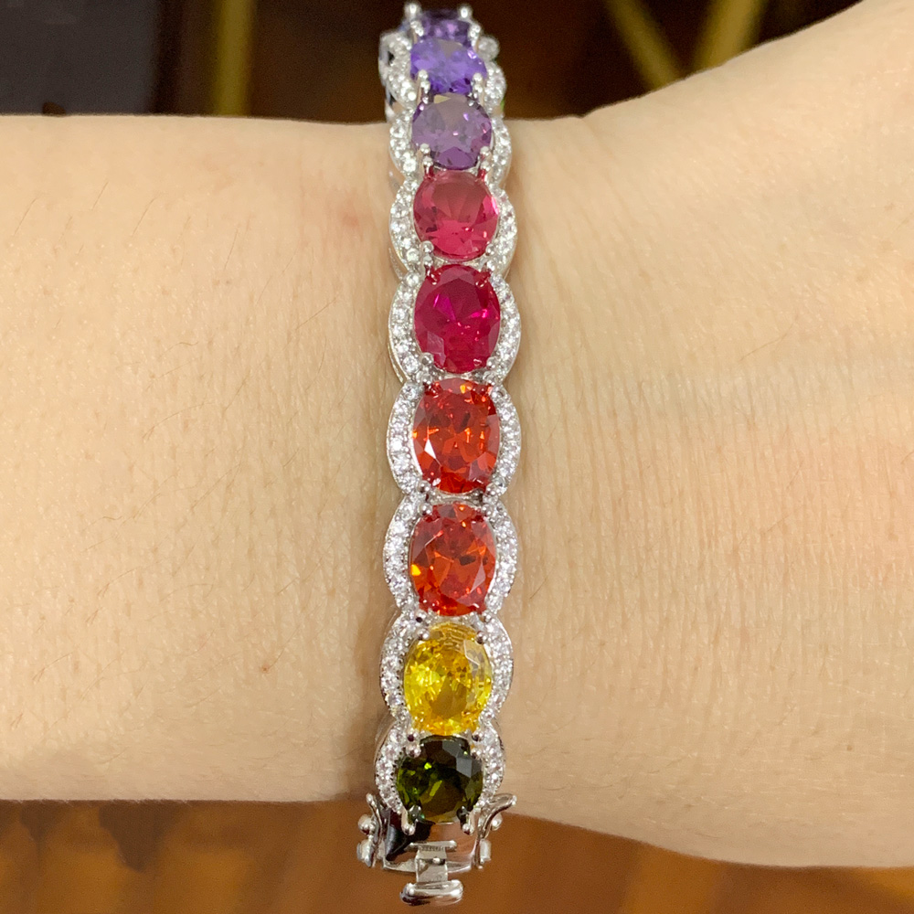 Beautiful, well constructed bracelet