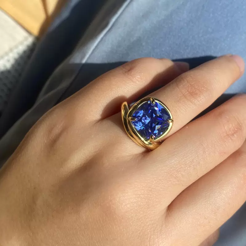 Gorgeous ring