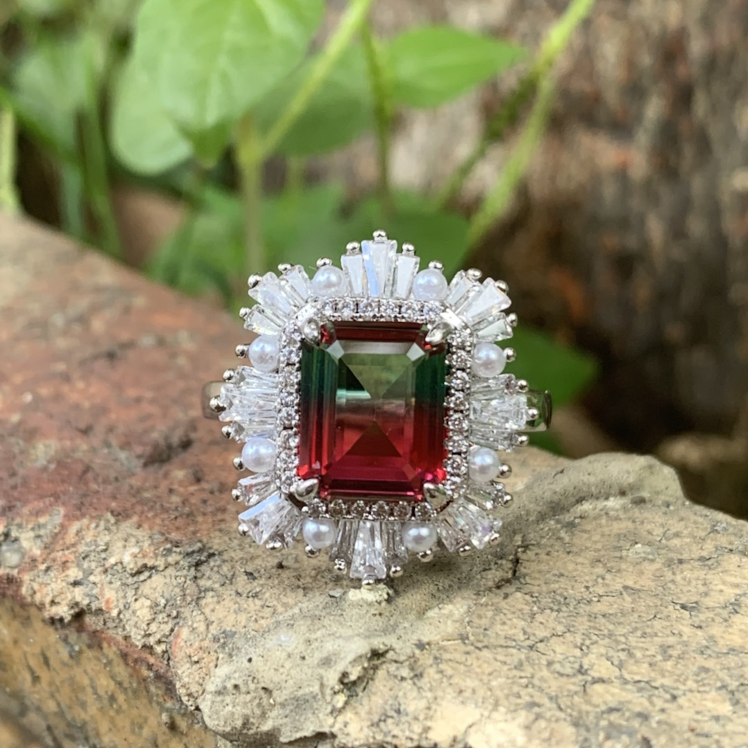 Beautiful statement ring!