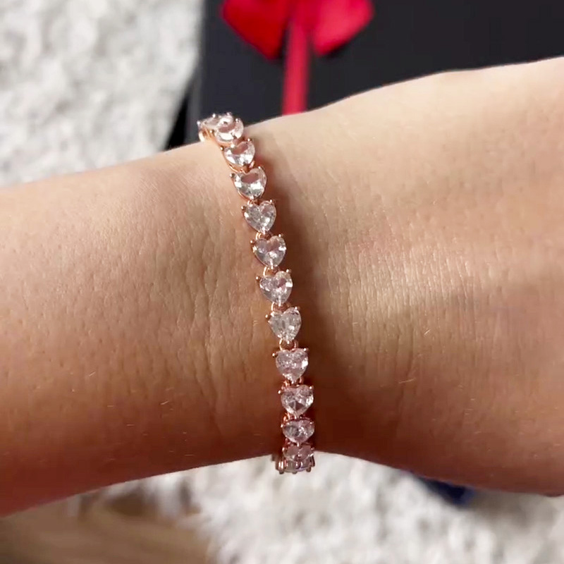 Stunning bracelet.