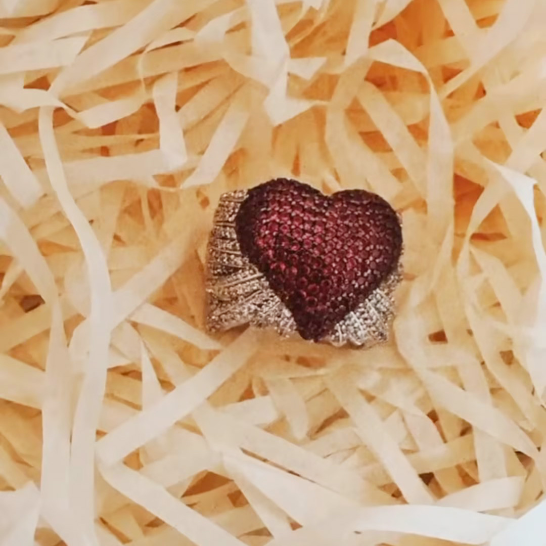 Love this sweet ring