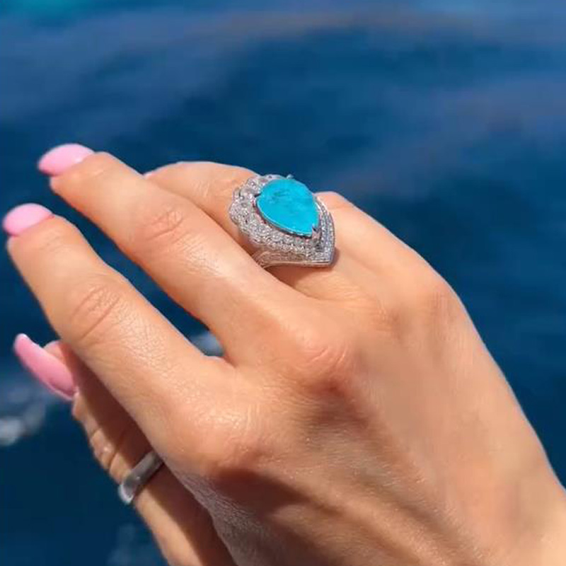 Gorgeous ring