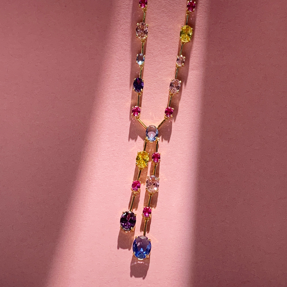 This necklace is gorgeous!!!!