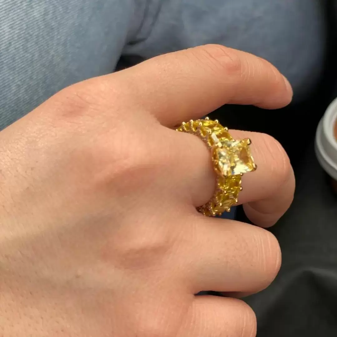 Beautiful Ring! 