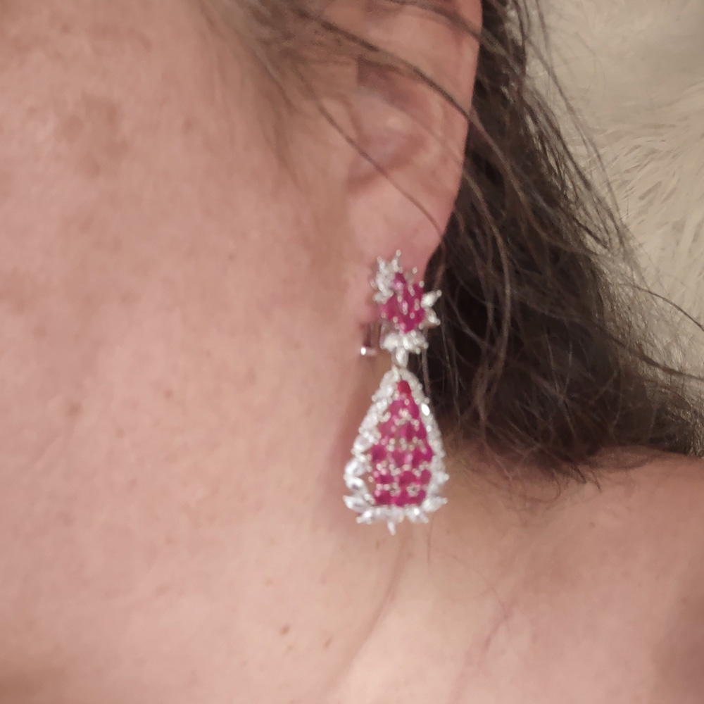 I absolutely love these earrings.