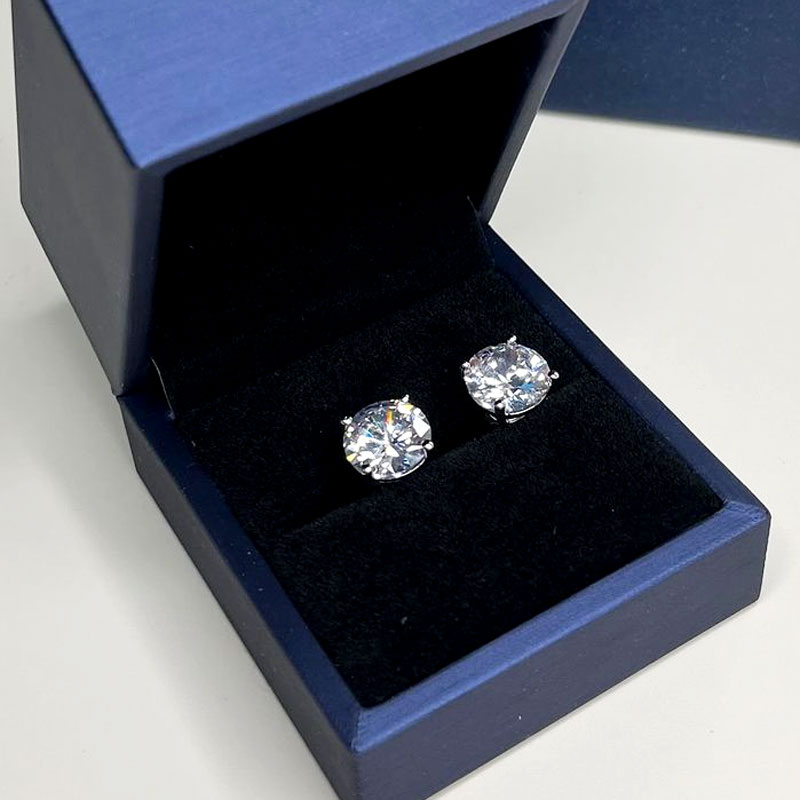 Beautiful earrings