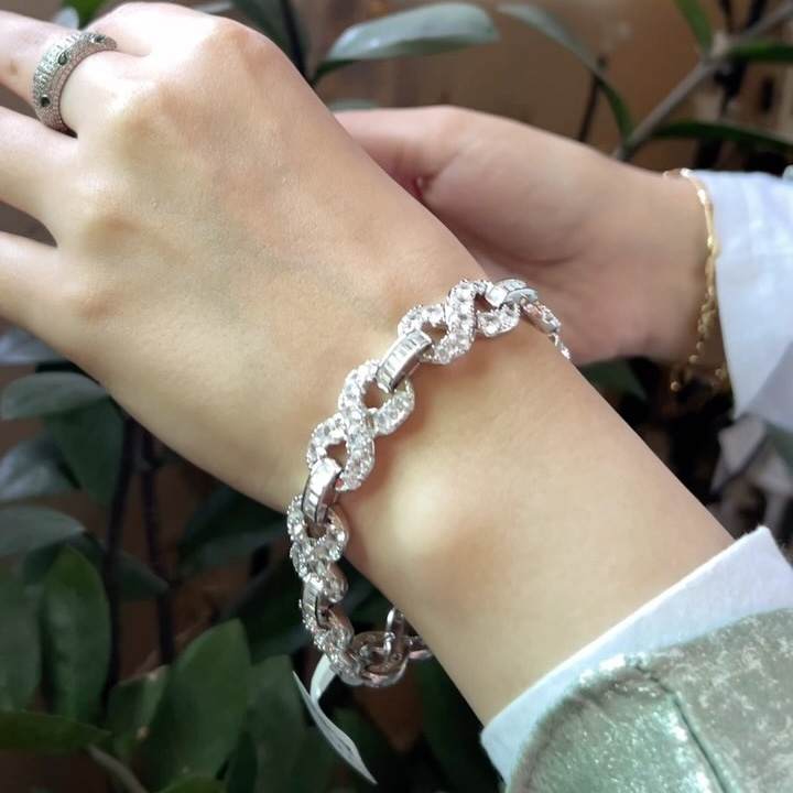 Very pretty, well made, and durable