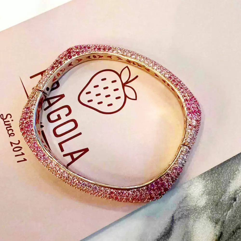 Gorgeous bracelet with bling