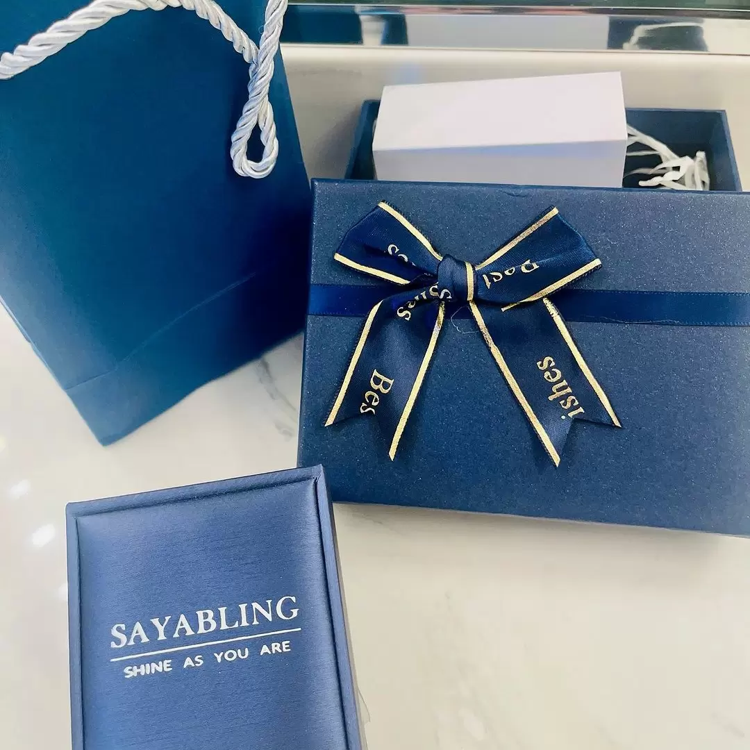 The best statement earrings. 