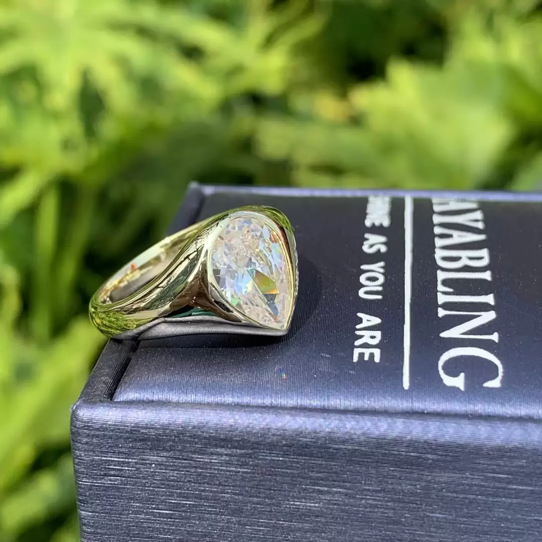 Pretty ring
