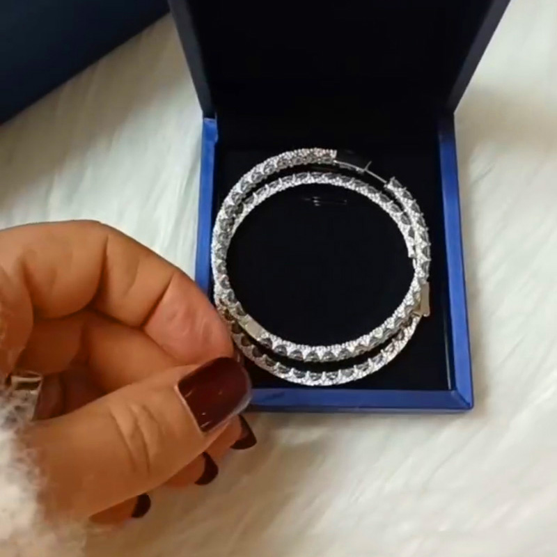Beautiful earrings!