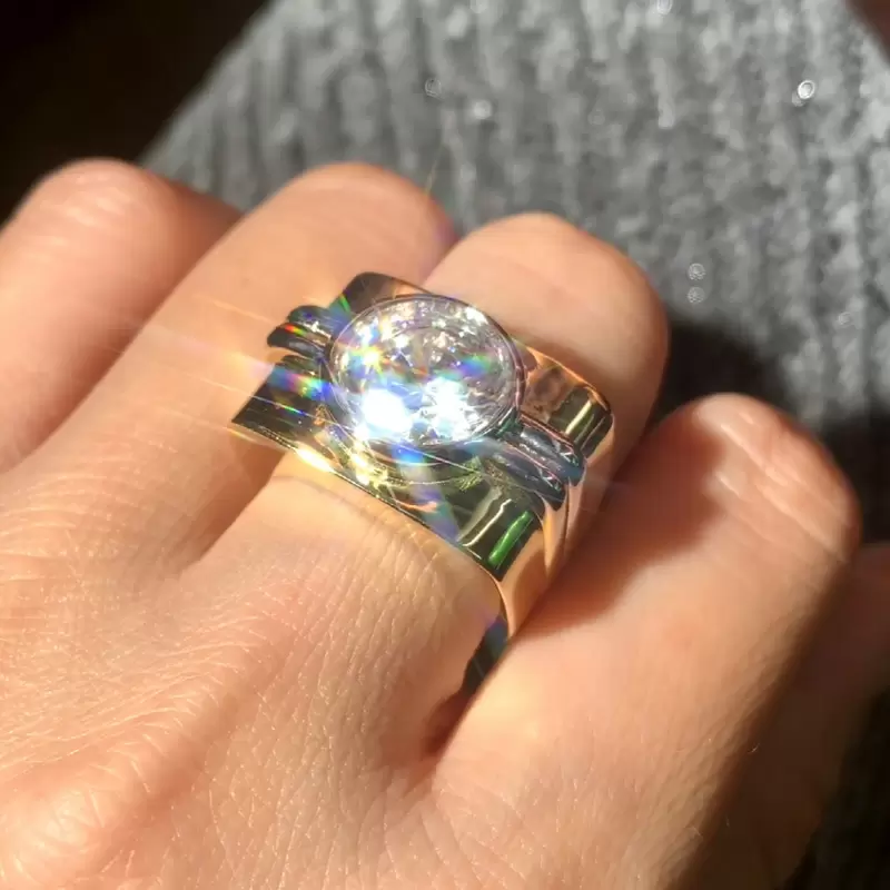 Beautiful Ring! It’s bold and big for my hands